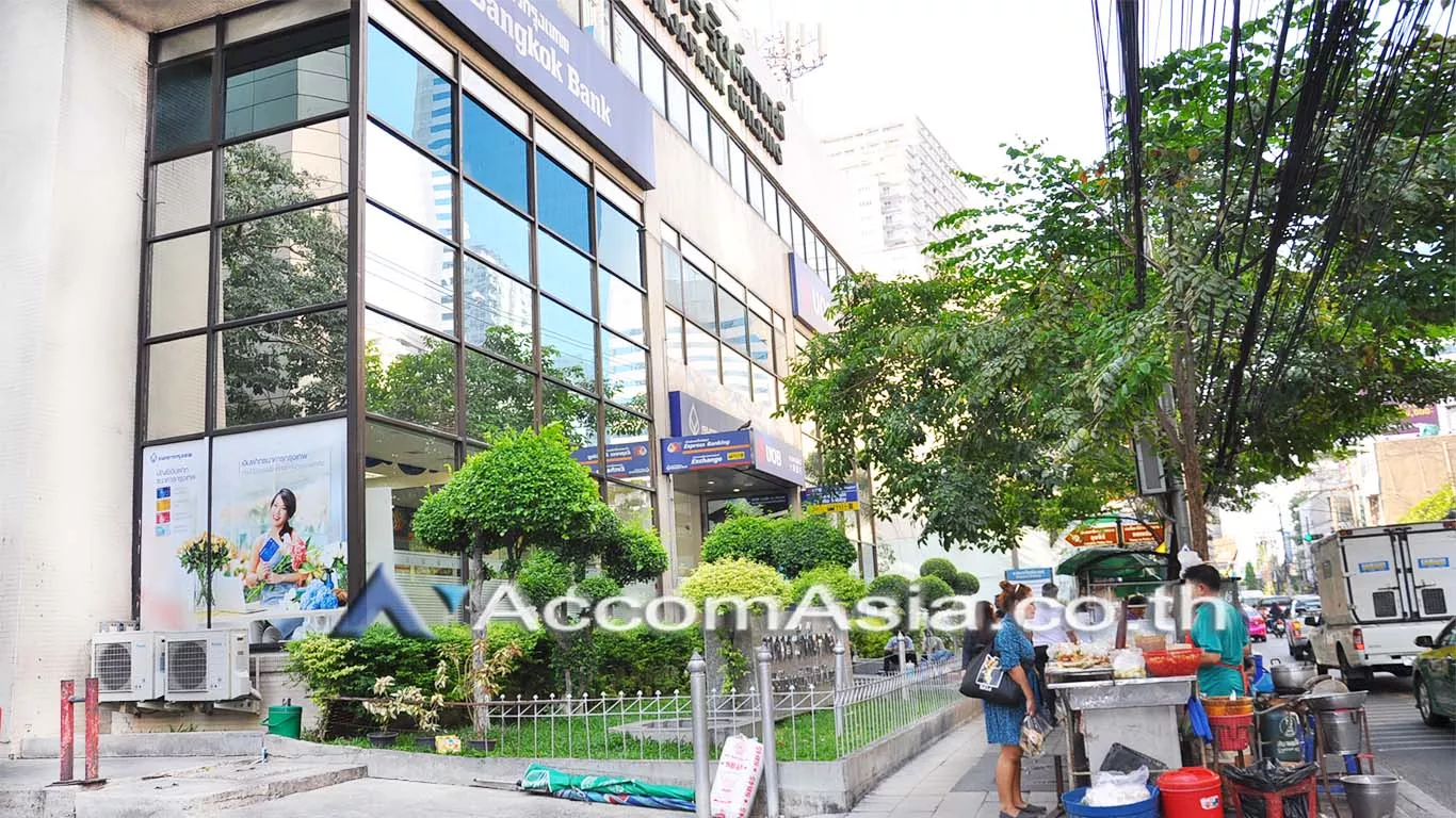  1  Office Space For Rent in Sukhumvit ,Bangkok BTS Asok - MRT Sukhumvit at Rajapark Building AA10326